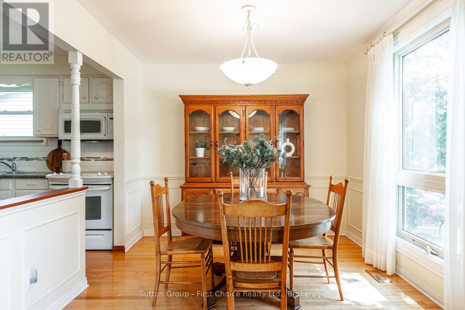 142 Kenner Crescent, Stratford, Ontario  N5A 7H2 - Photo 8 - X12222370