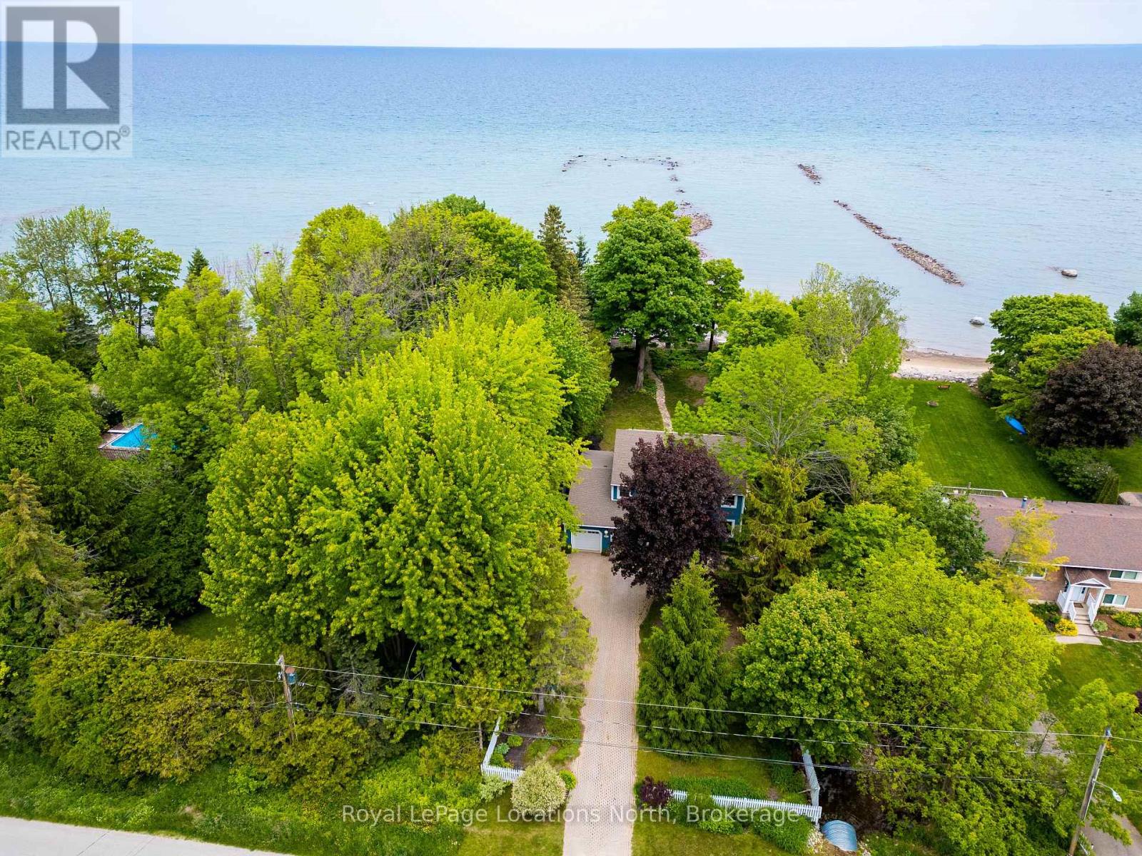 47 Vera Street, Meaford, Ontario  N4L 1B2 - Photo 5 - X12222377
