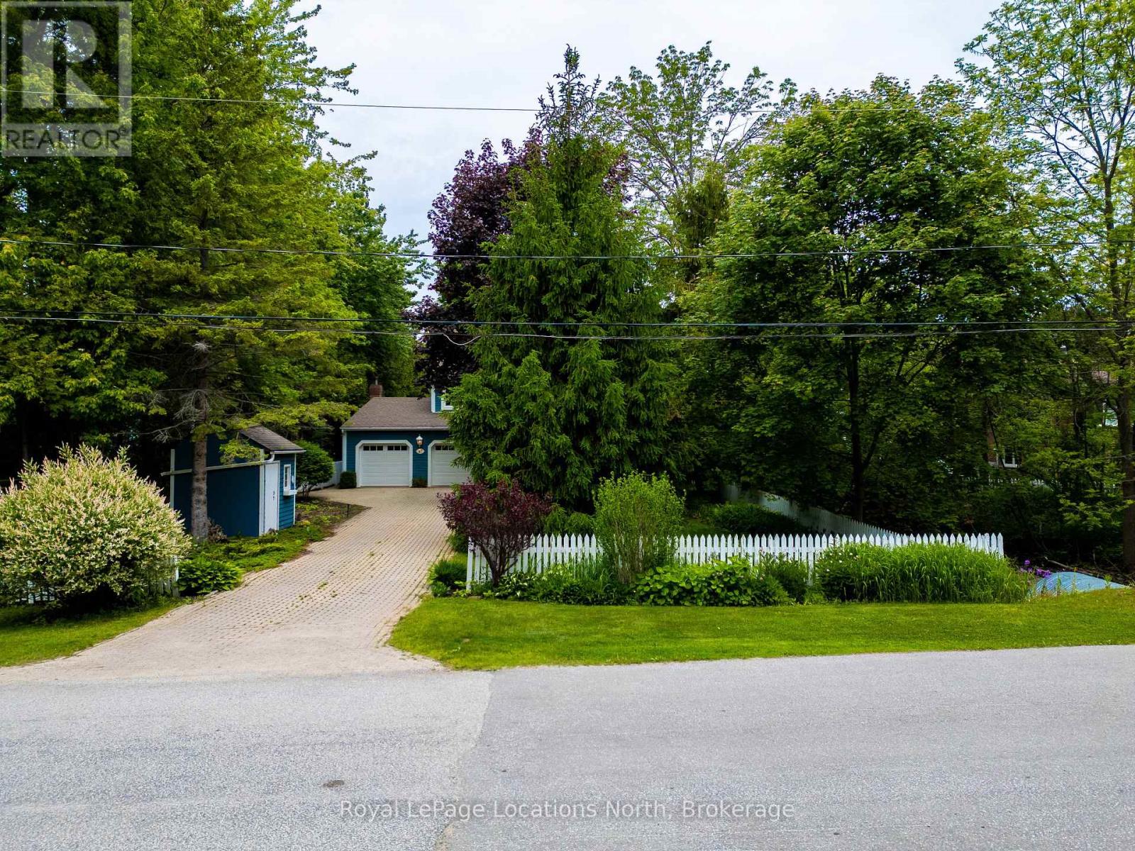 47 Vera Street, Meaford, Ontario  N4L 1B2 - Photo 6 - X12222377