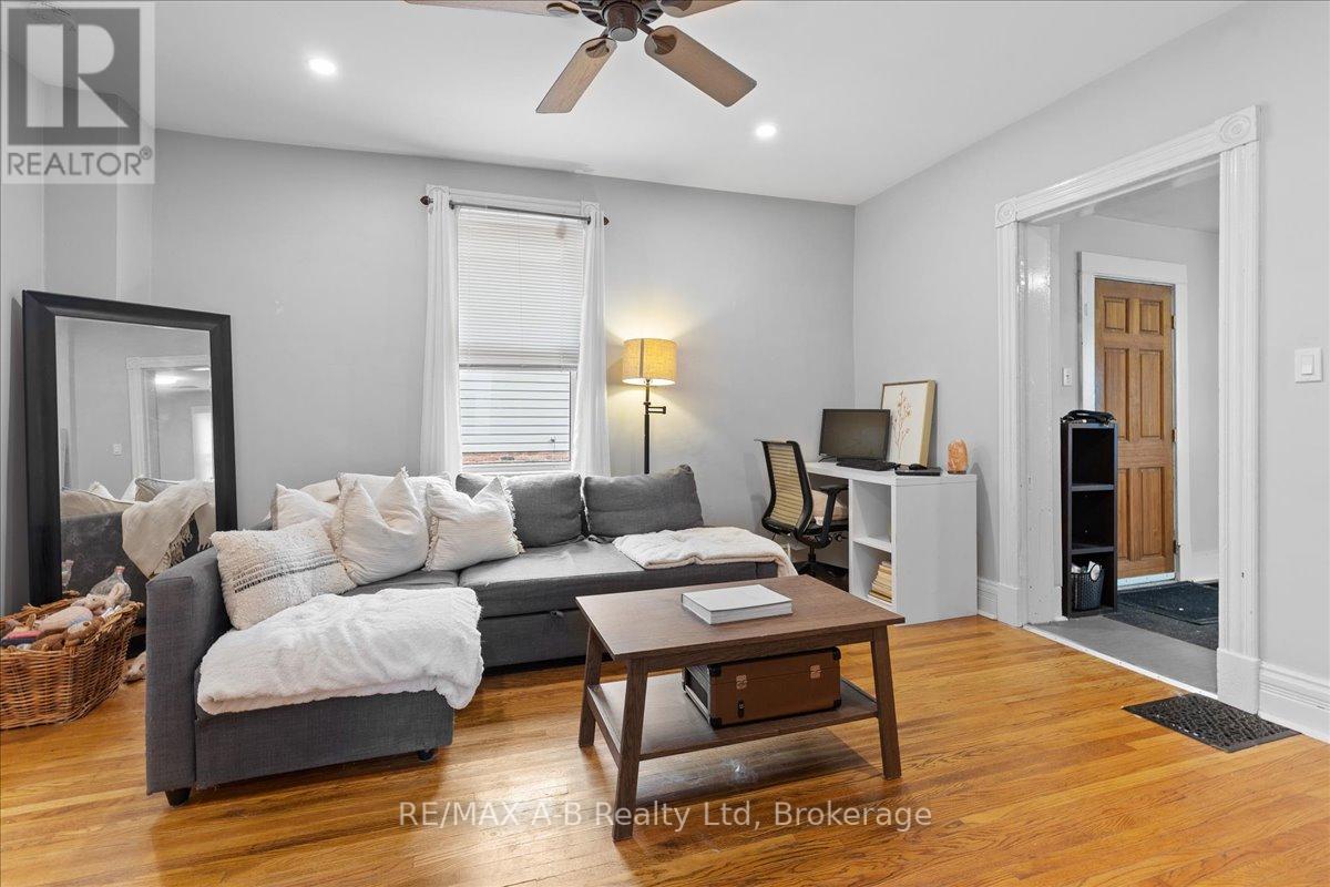 616 Ontario Street, Stratford, Ontario  N5A 3J5 - Photo 12 - X12222379