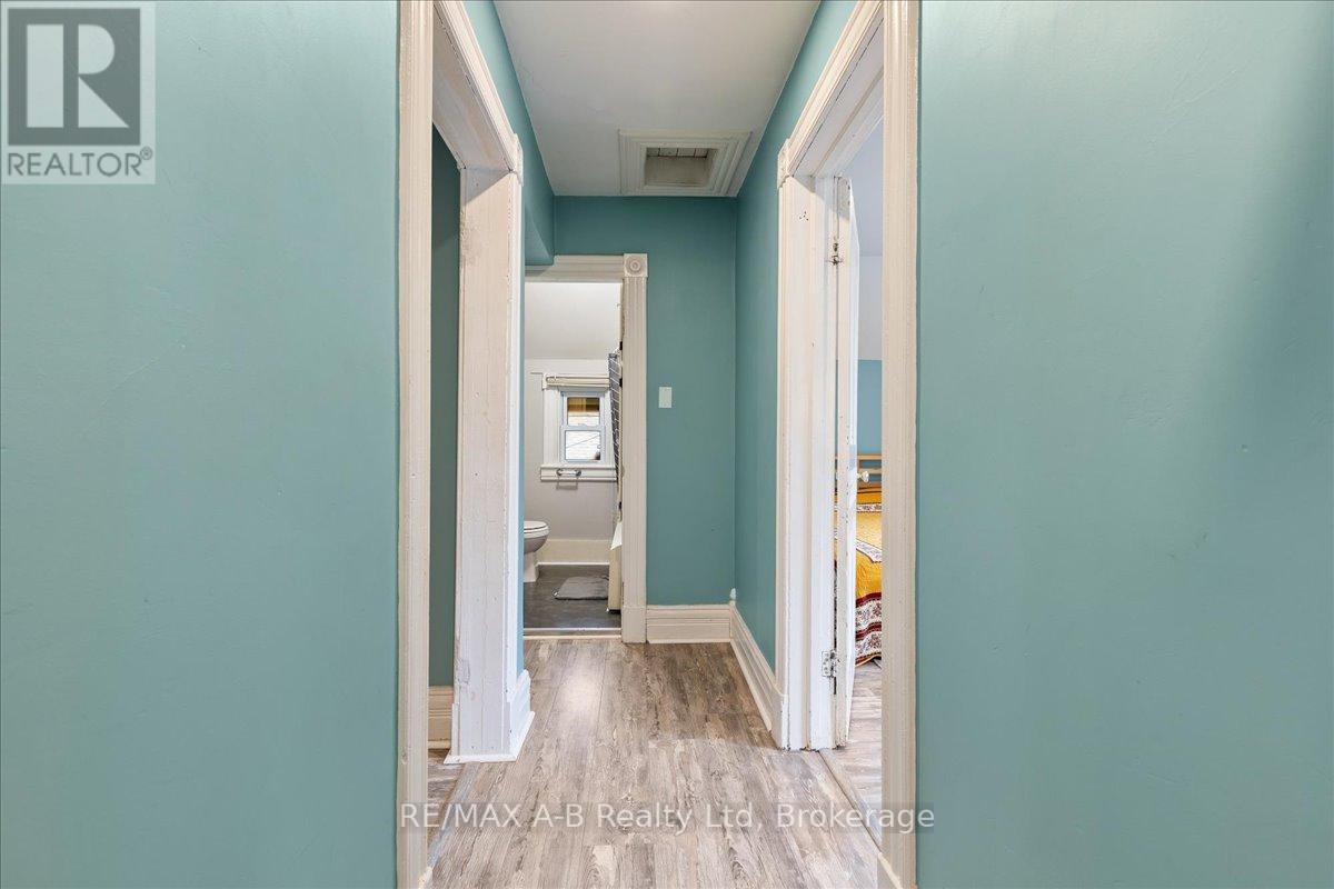 616 Ontario Street, Stratford, Ontario  N5A 3J5 - Photo 20 - X12222379