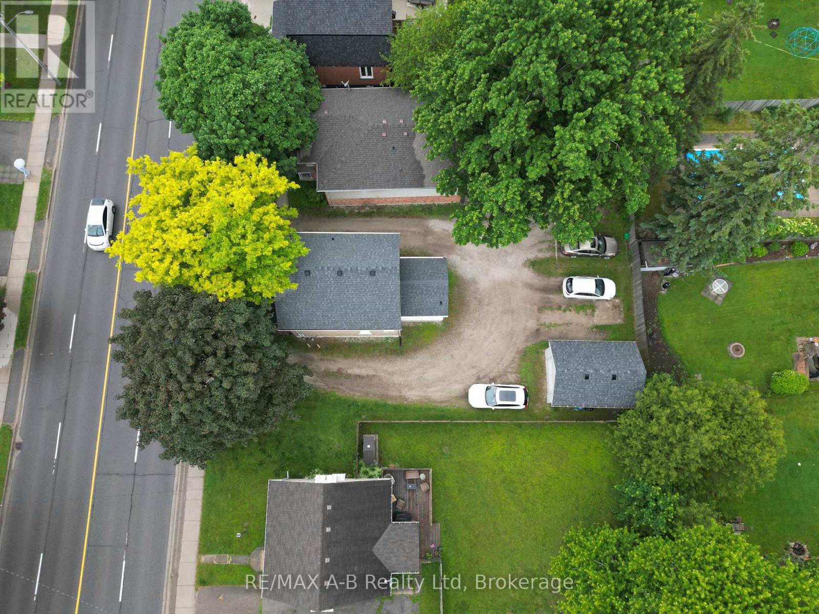 616 Ontario Street, Stratford, Ontario  N5A 3J5 - Photo 36 - X12222379