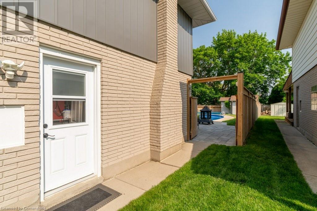 22 Viewmont Close, Kitchener, Ontario  N2A 1K1 - Photo 34 - 40741320