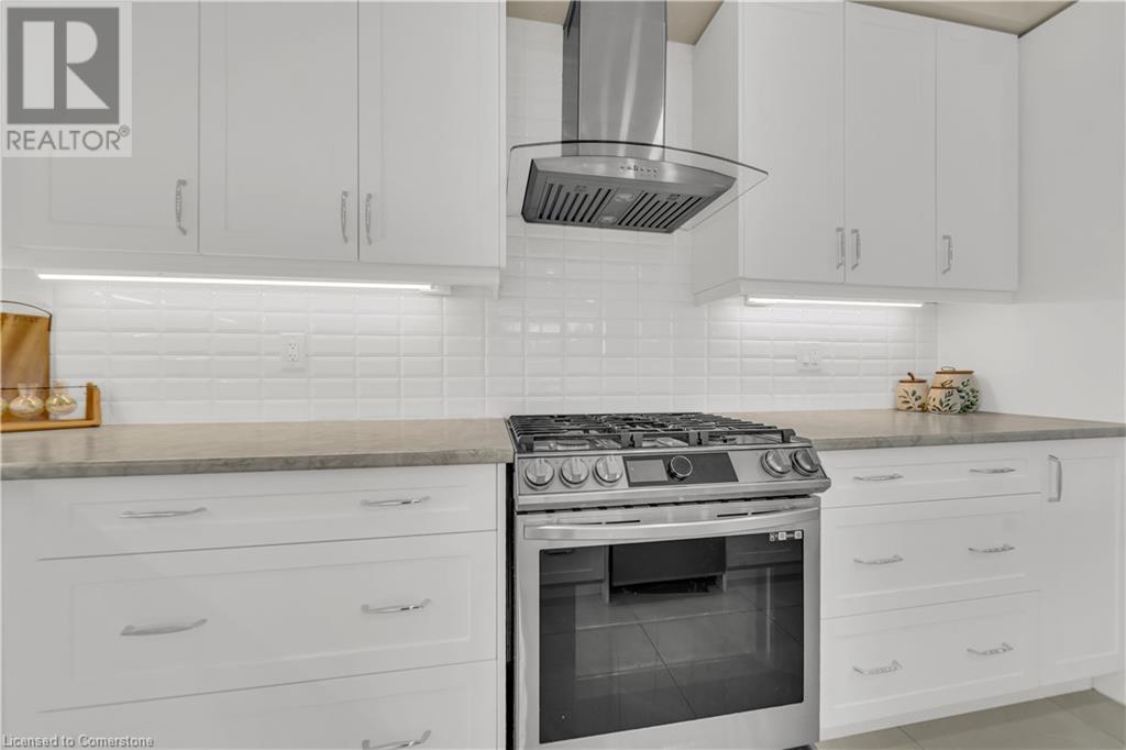 35 Santo Court, Breslau, Ontario  N0B 1M0 - Photo 10 - 40740105