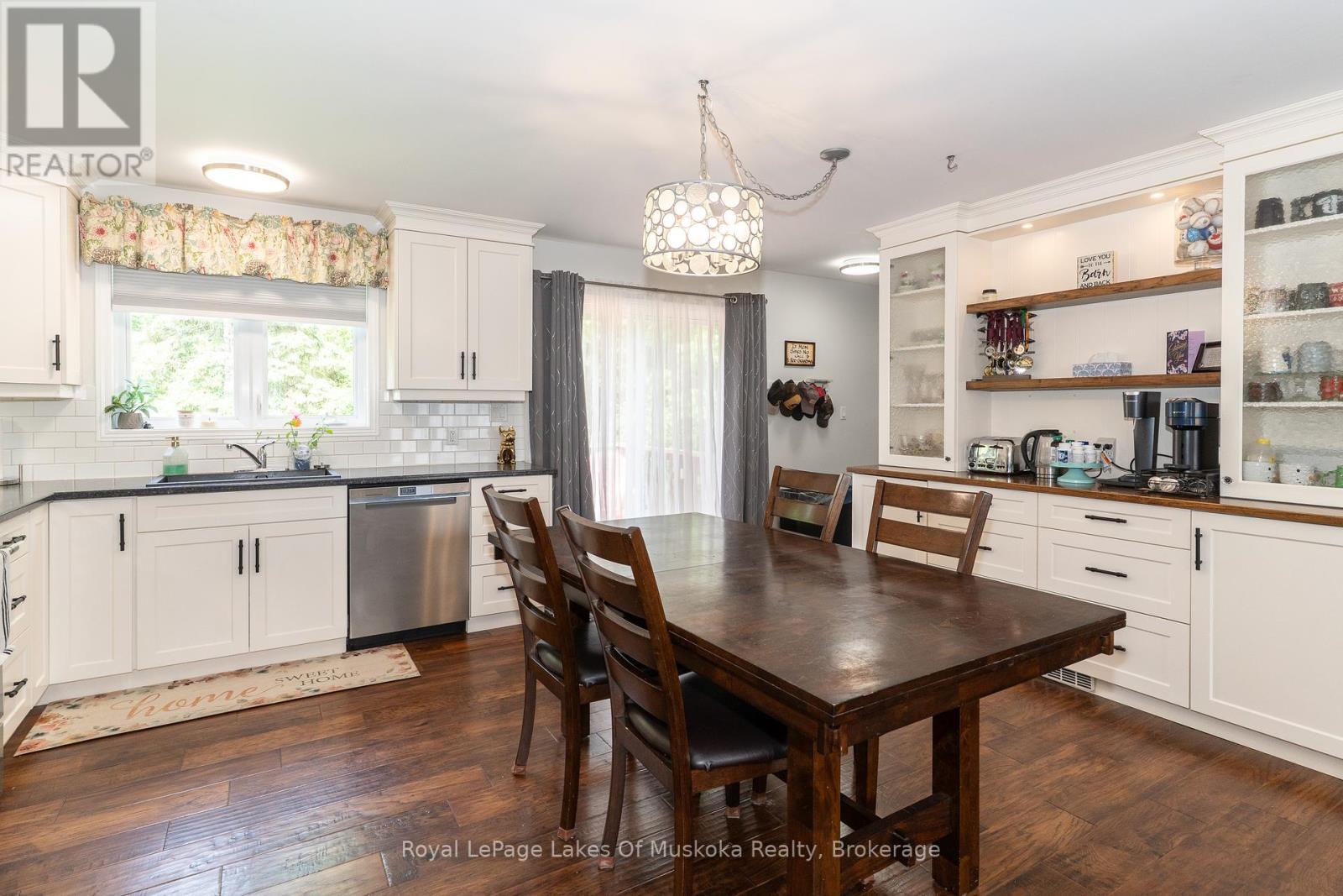 74 Glencairn Crescent, Huntsville, Ontario  P1H 2J4 - Photo 14 - X12222527