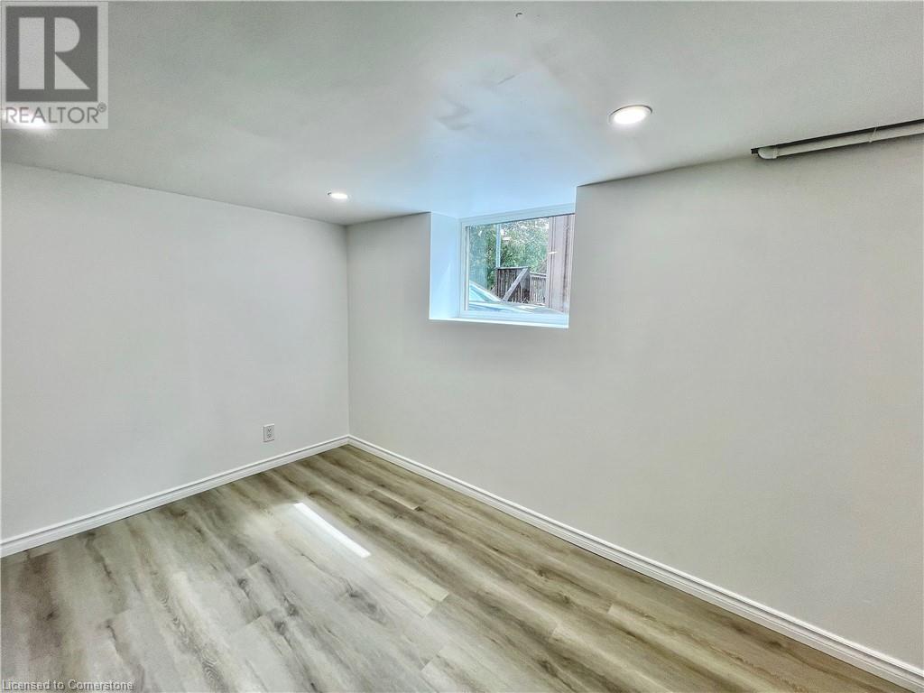 318 Church Street S, Cambridge, Ontario  N3H 1W9 - Photo 4 - 40729281