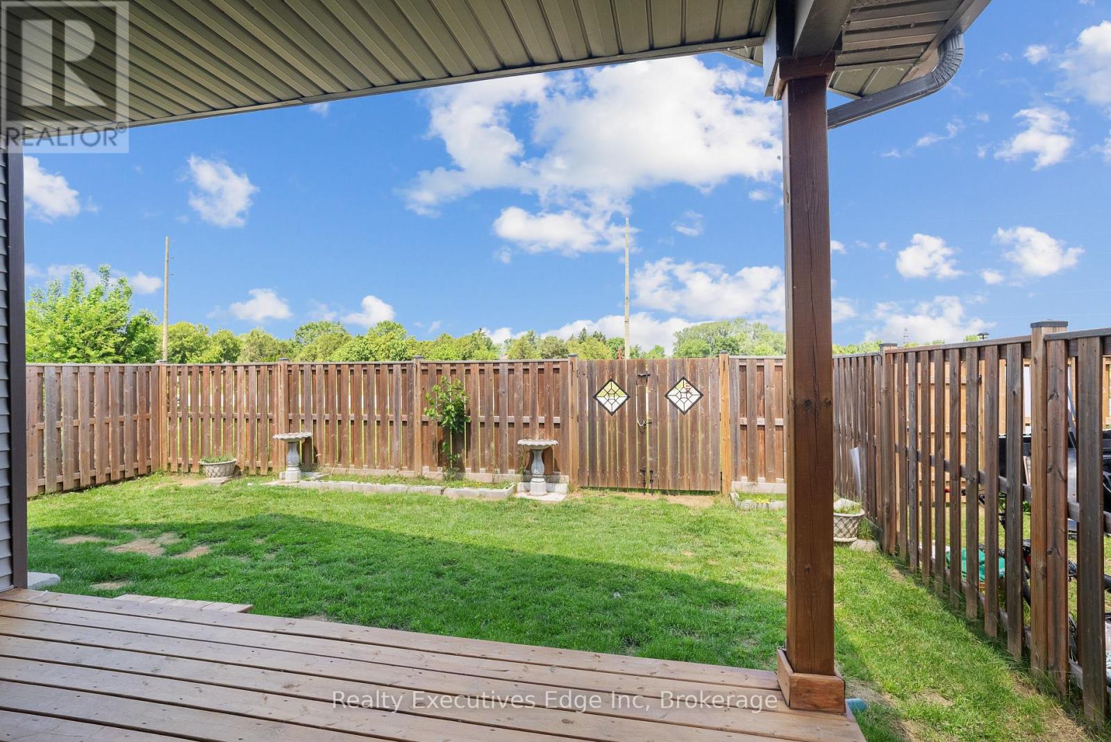 98 Moonstone Crescent, Chatham-Kent, Ontario  N7M 0S2 - Photo 35 - X12222549
