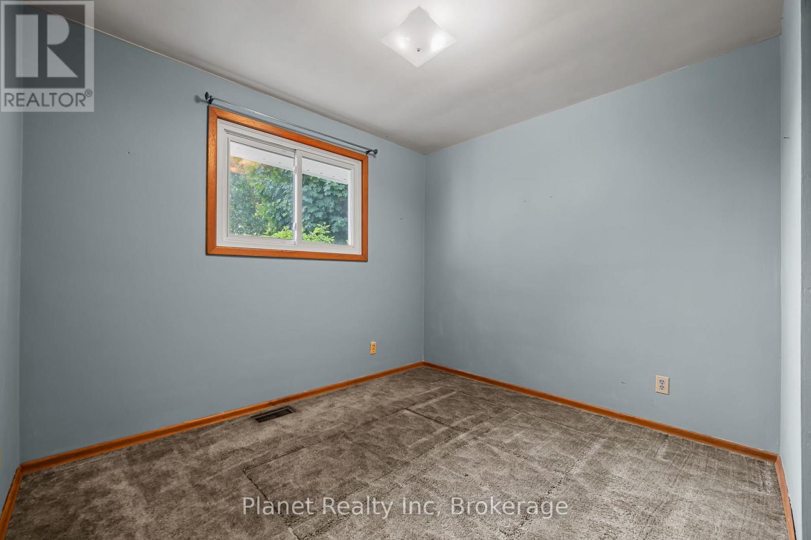 48 Uplands Place, Guelph, Ontario  N1E 3R4 - Photo 22 - X12222551