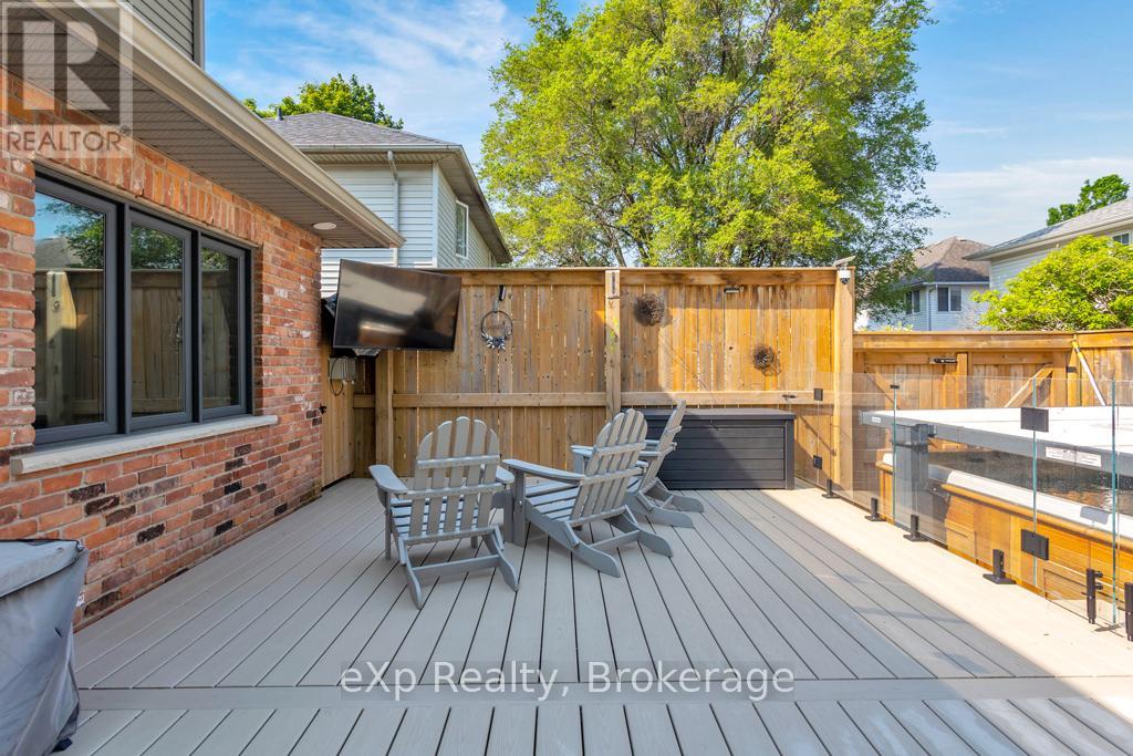 510 Mornington Street, Stratford, Ontario  N5A 5G9 - Photo 34 - X12222602