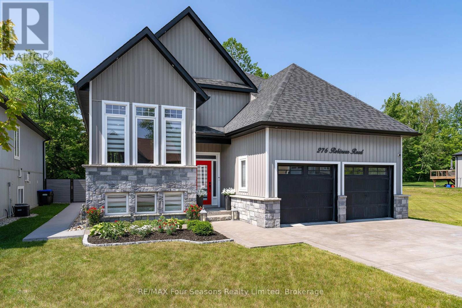276 ROBINSON ROAD, Wasaga Beach, Ontario