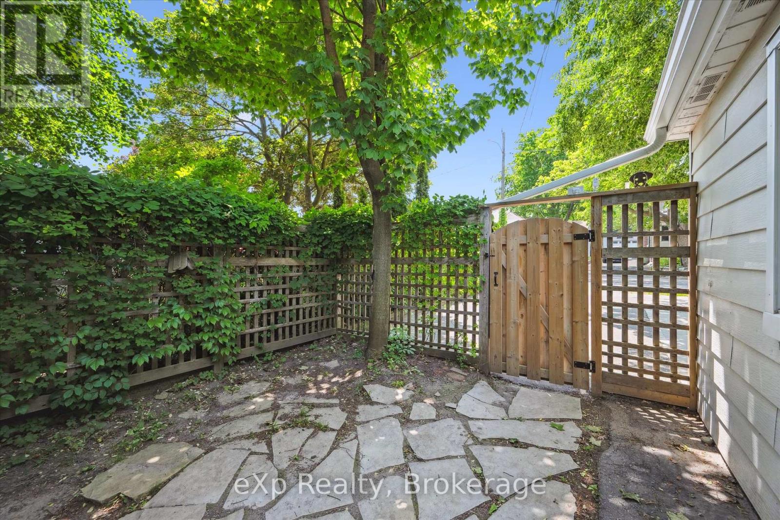 15 Laurine Avenue, Guelph, Ontario  N1E 4N1 - Photo 29 - X12222723