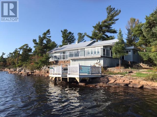 1 A775 ISLAND, The Archipelago, Ontario