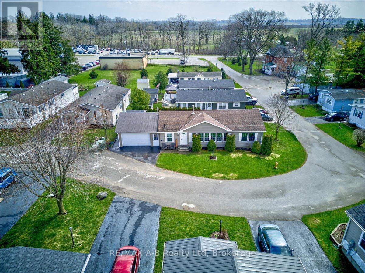 27 - 25 Thames Road, St. Marys, Ontario  N4X 1C4 - Photo 28 - X12222837