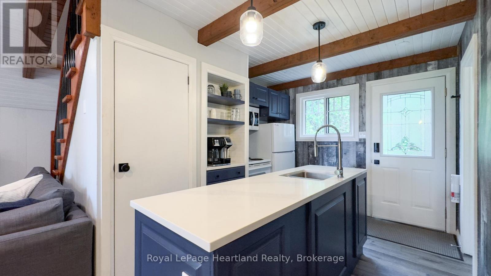 83403 David Drive, Ashfield-Colborne-Wawanosh, Ontario  N7A 3X9 - Photo 5 - X12222900