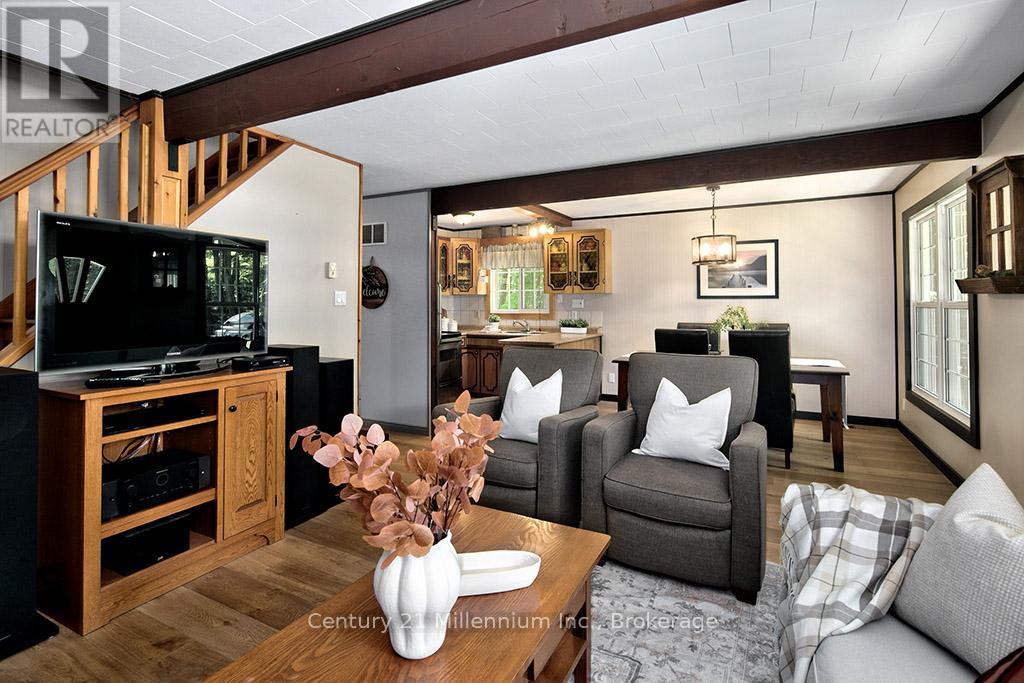 495115 Grey 2 Road, Blue Mountains, Ontario  N0H 2E0 - Photo 11 - X12223002