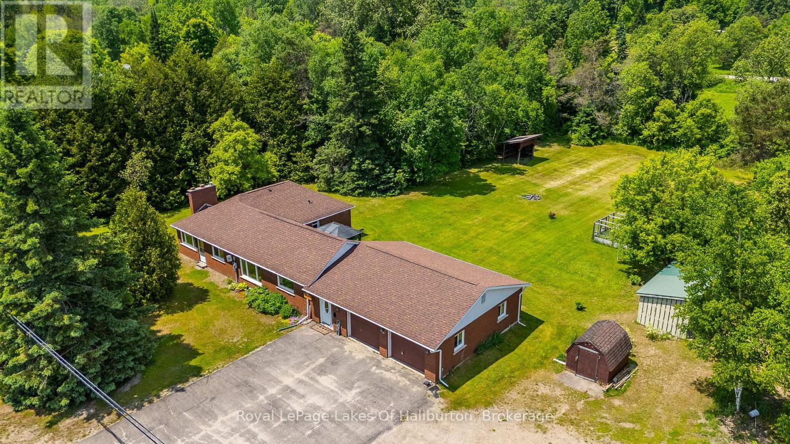 3875 Loop Road, Dysart Et Al, Ontario  K0L 1X0 - Photo 4 - X12223034