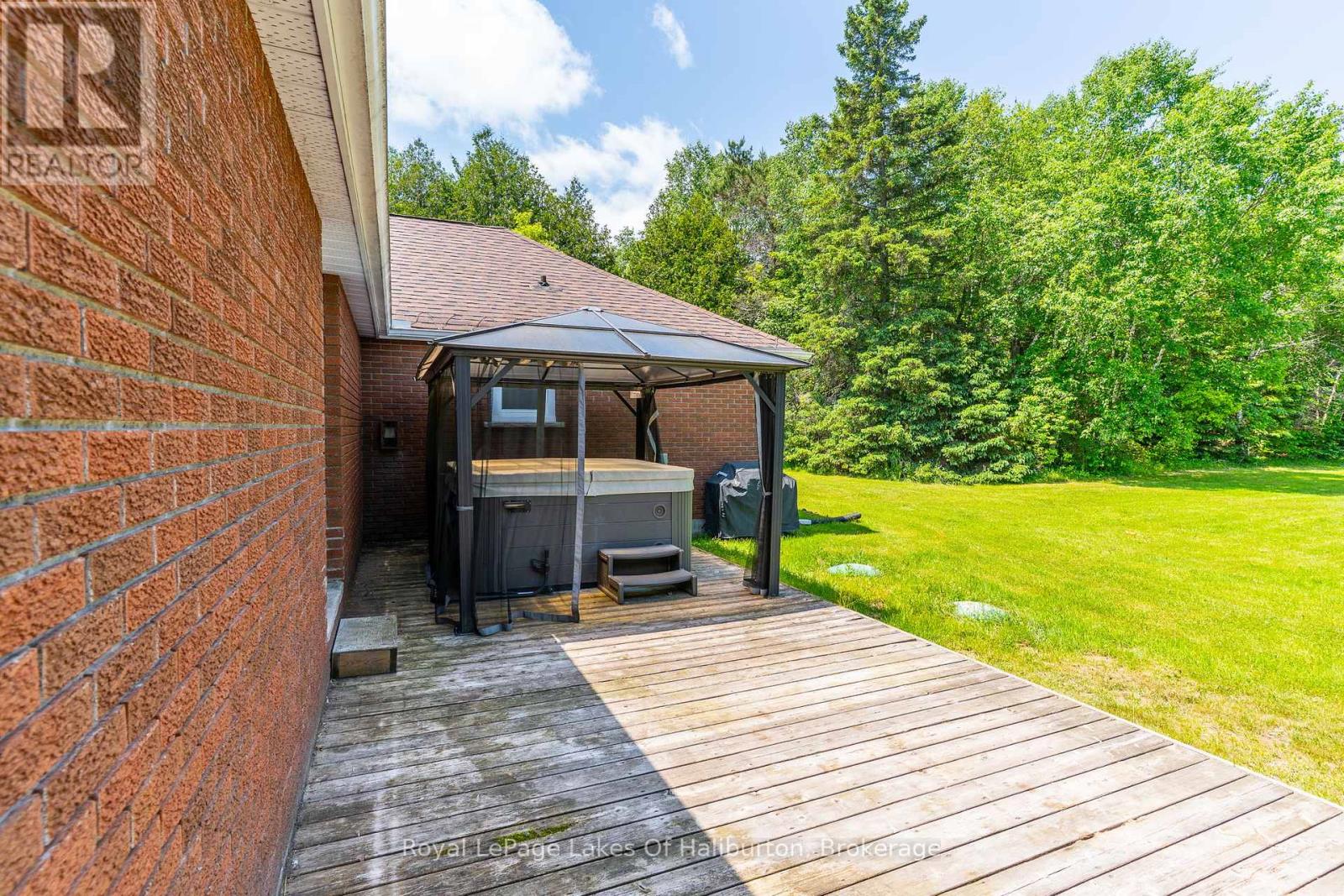 3875 Loop Road, Dysart Et Al, Ontario  K0L 1X0 - Photo 43 - X12223034