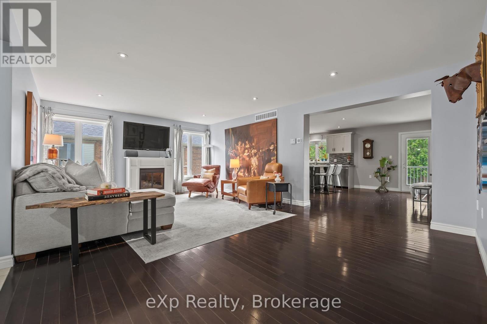 34 Walser Street, Centre Wellington, Ontario  N0B 1S0 - Photo 8 - X12223047