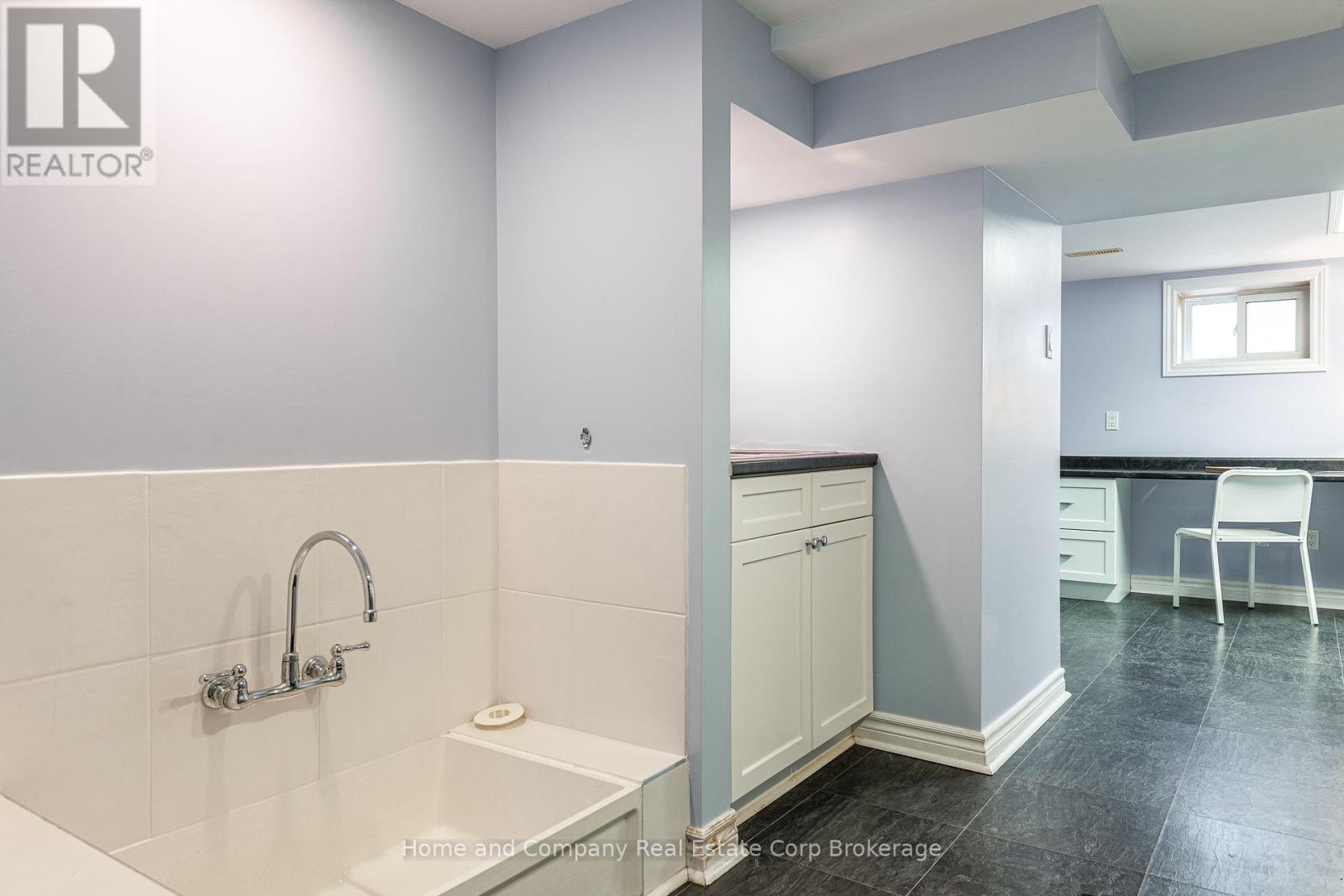 89 St Vincent Street S, Stratford, Ontario  N5A 2W7 - Photo 27 - X12223090
