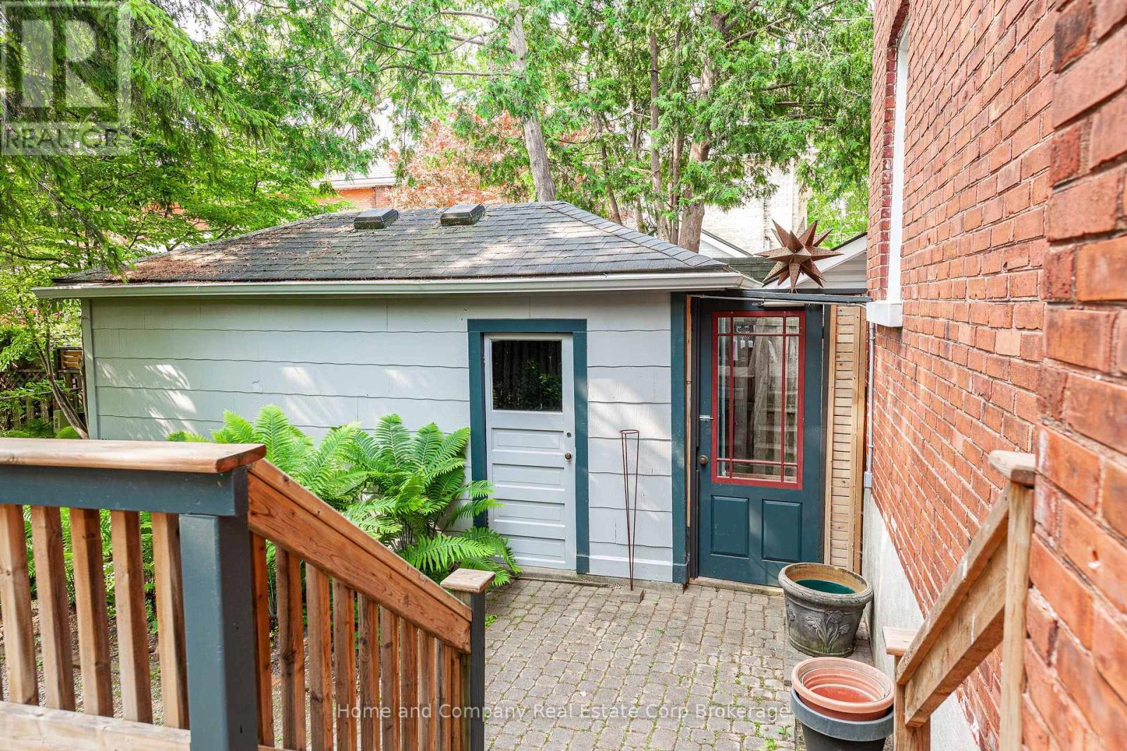 89 St Vincent Street S, Stratford, Ontario  N5A 2W7 - Photo 35 - X12223090