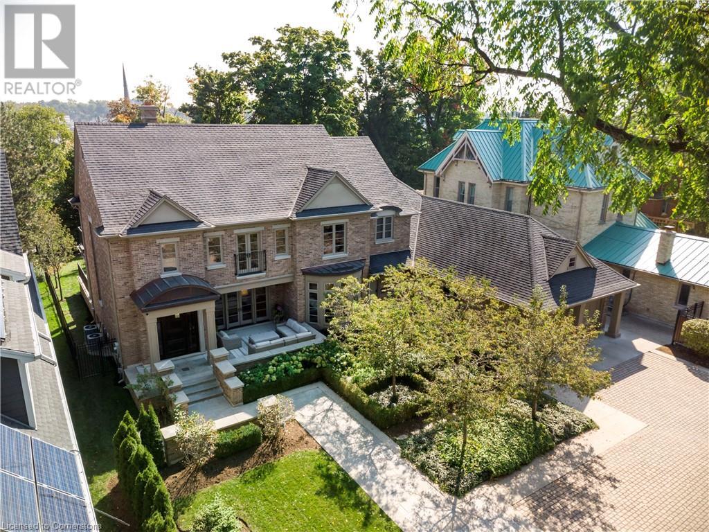 18 Crescent Place, Cambridge, Ontario  N1S 2N8 - Photo 3 - 40741557