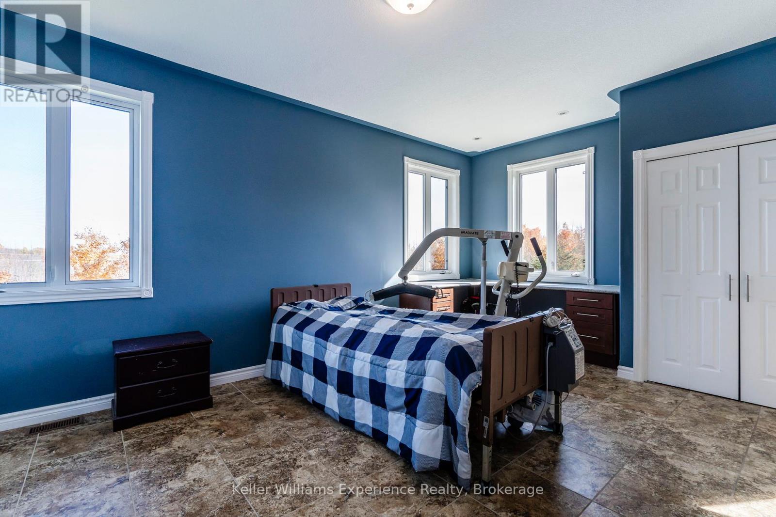 2777 Old Fort Road, Tay, Ontario  L4R 4K3 - Photo 14 - S12223098