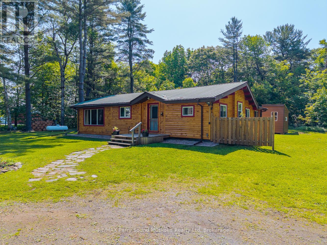 7 MUNICIPAL DRIVE, McDougall, Ontario