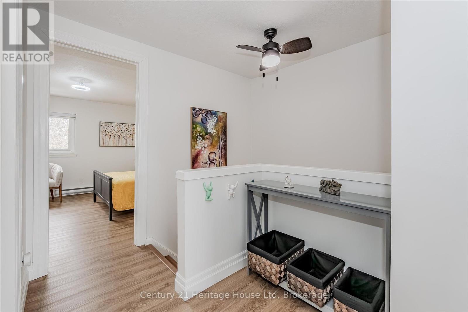 10 - 2 Worton Avenue, Guelph, Ontario  N1H 7C5 - Photo 20 - X12223175