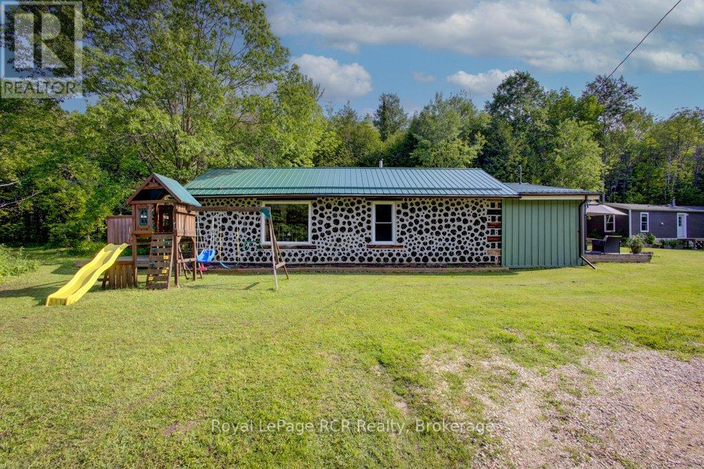 8667 15 SIDE ROAD, Wellington North, Ontario