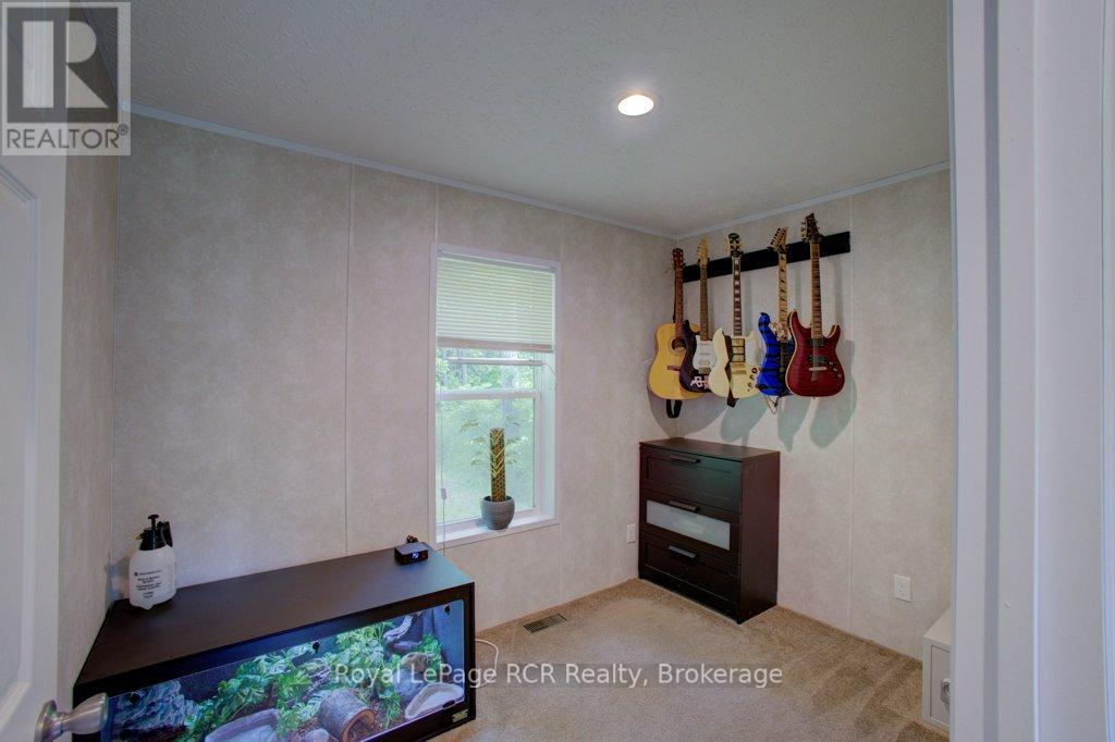 8667 15 Side Road, Wellington North, Ontario  N0G 1A0 - Photo 26 - X12223194