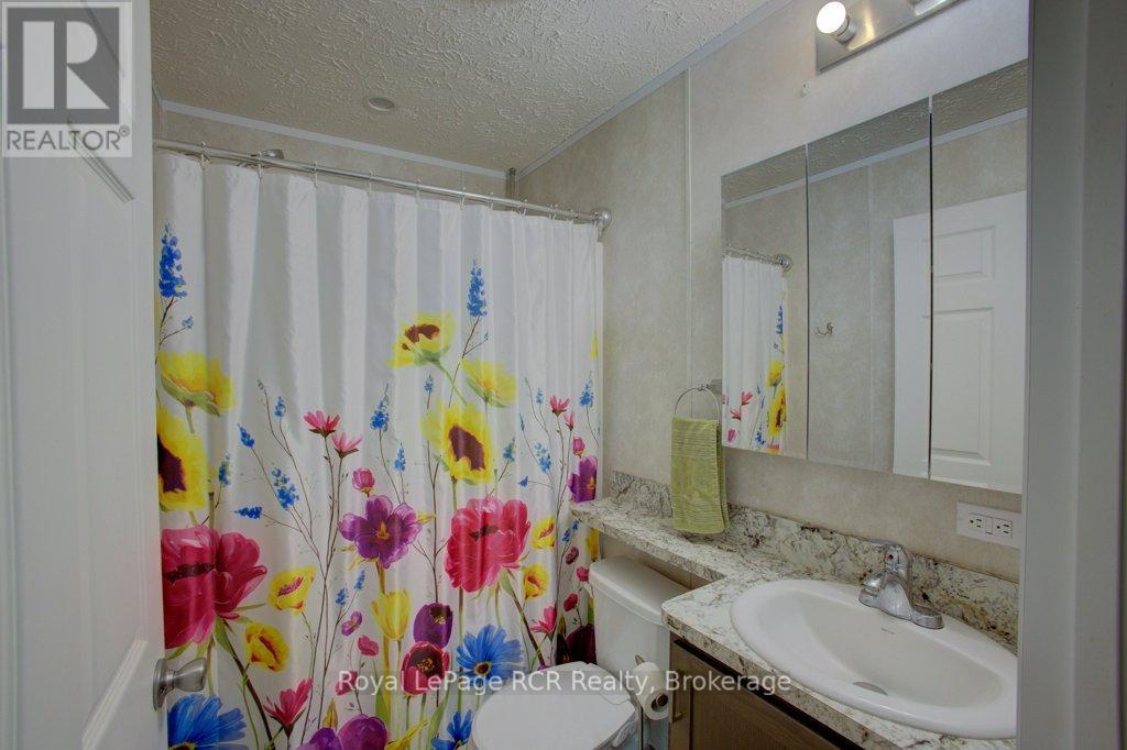 8667 15 Side Road, Wellington North, Ontario  N0G 1A0 - Photo 27 - X12223194