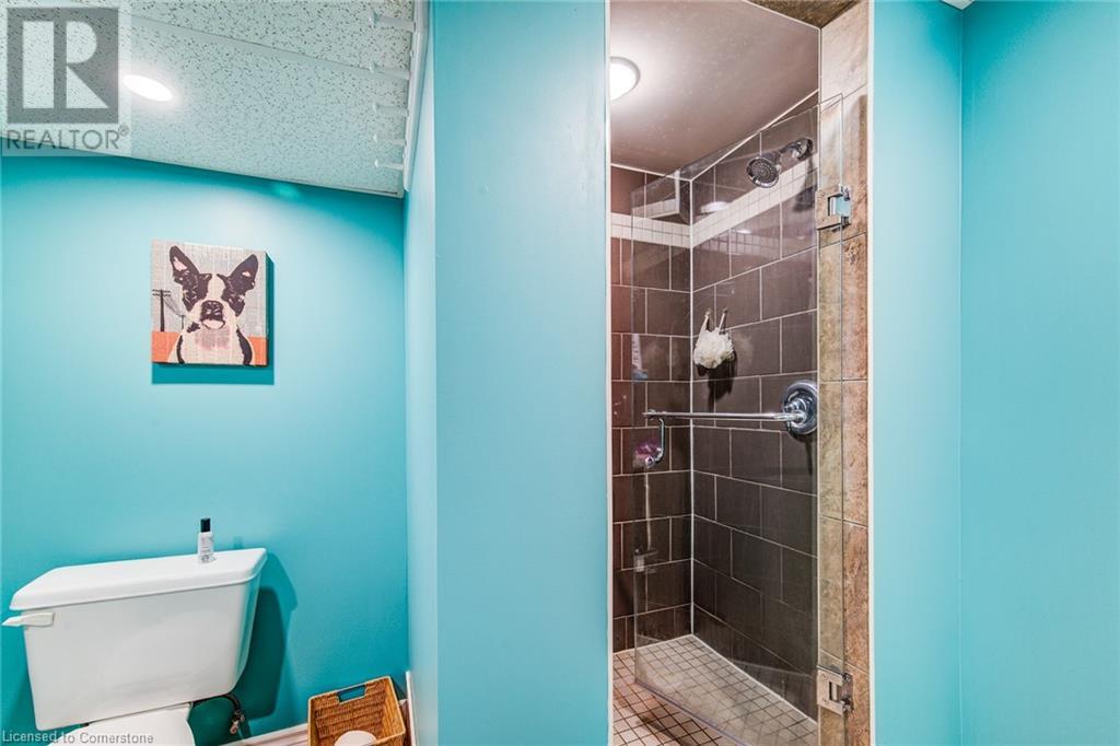 23 Graywood Court, Kitchener, Ontario  N2E 1W2 - Photo 34 - 40738860