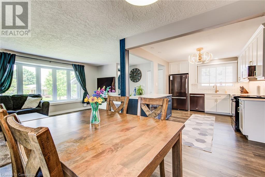 23 Graywood Court, Kitchener, Ontario  N2E 1W2 - Photo 7 - 40738860