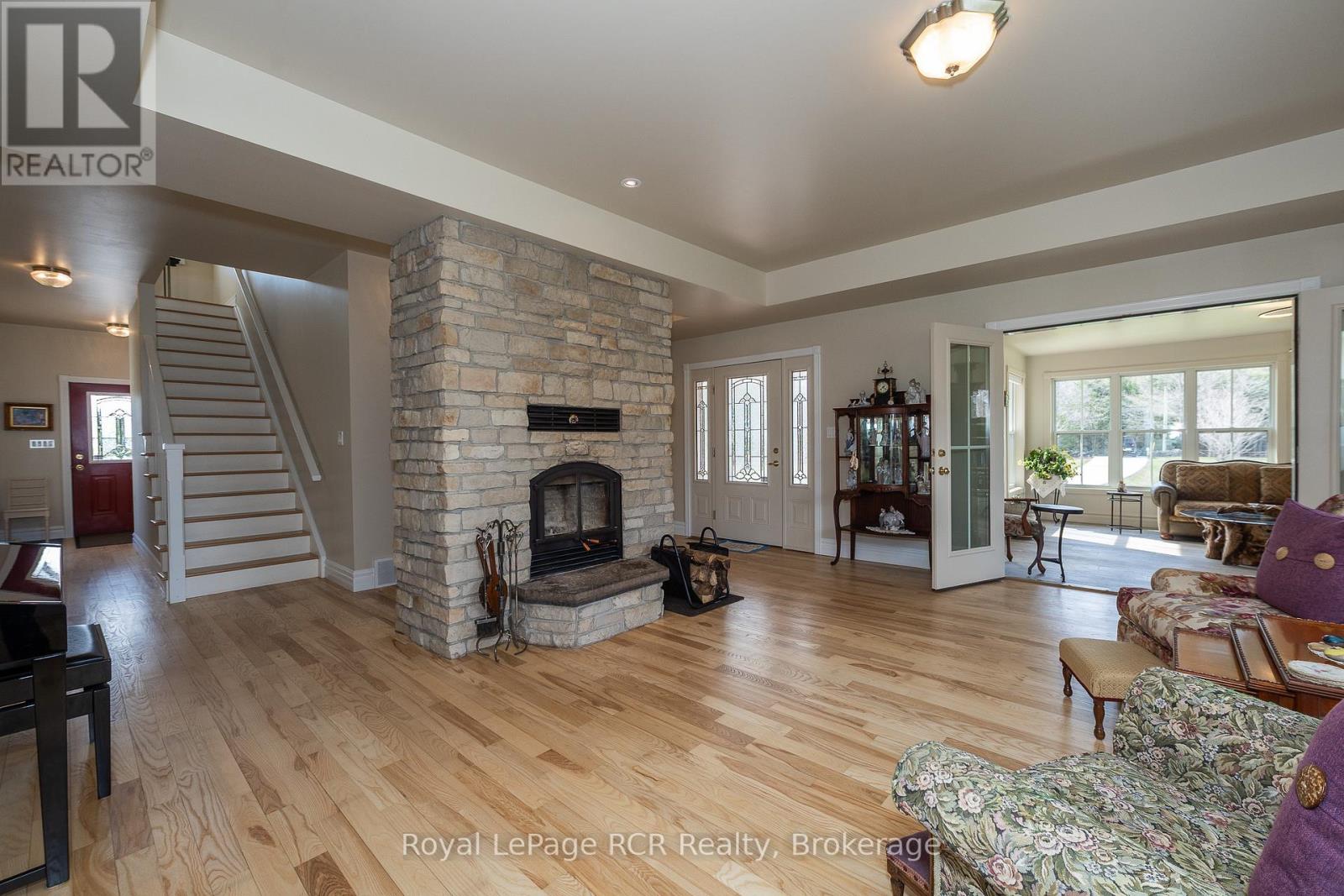 414625 Baseline Road, West Grey, Ontario  N0C 1H0 - Photo 12 - X12223283