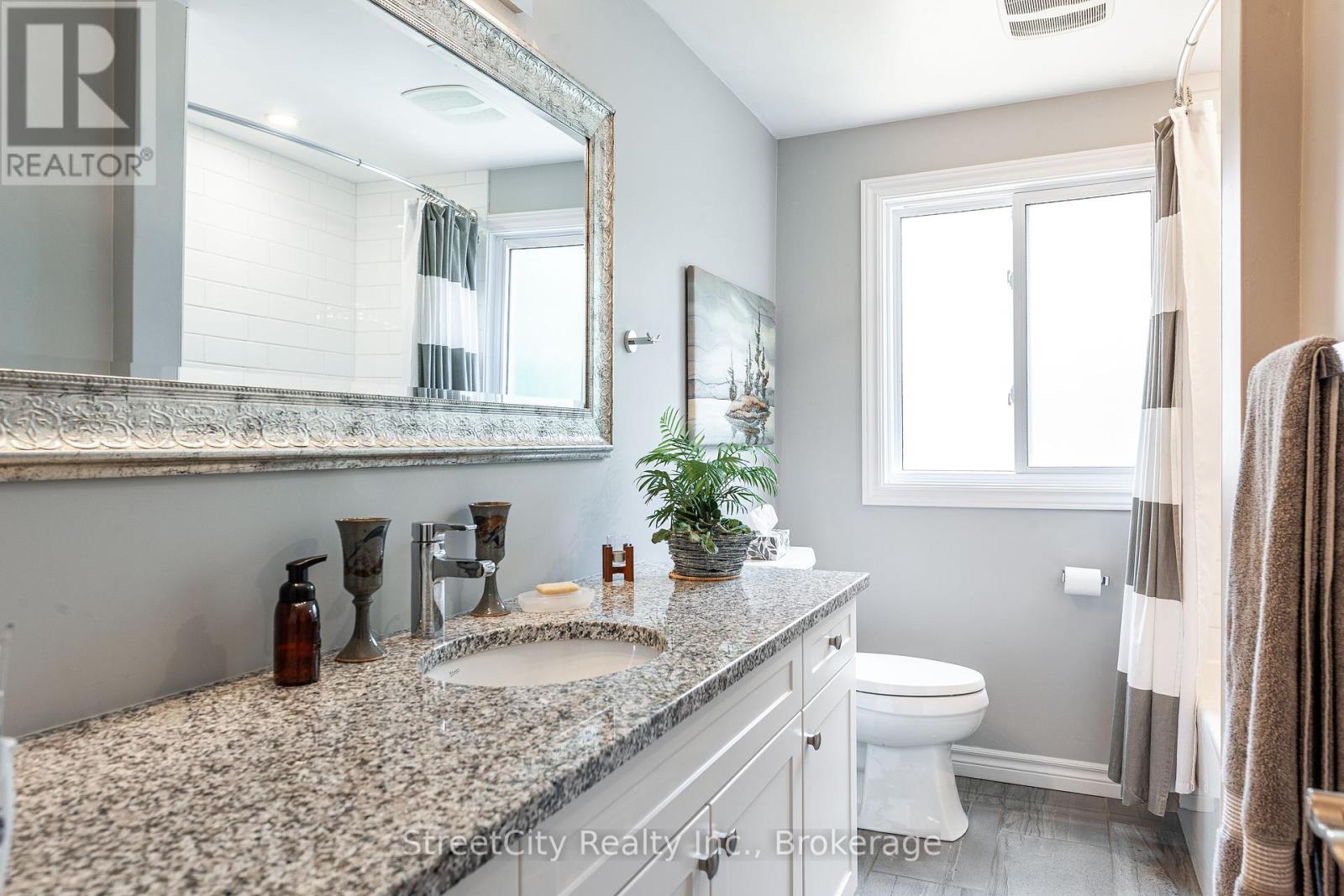 31 Park Lane Drive, Stratford, Ontario  N5A 5C1 - Photo 24 - X12223335