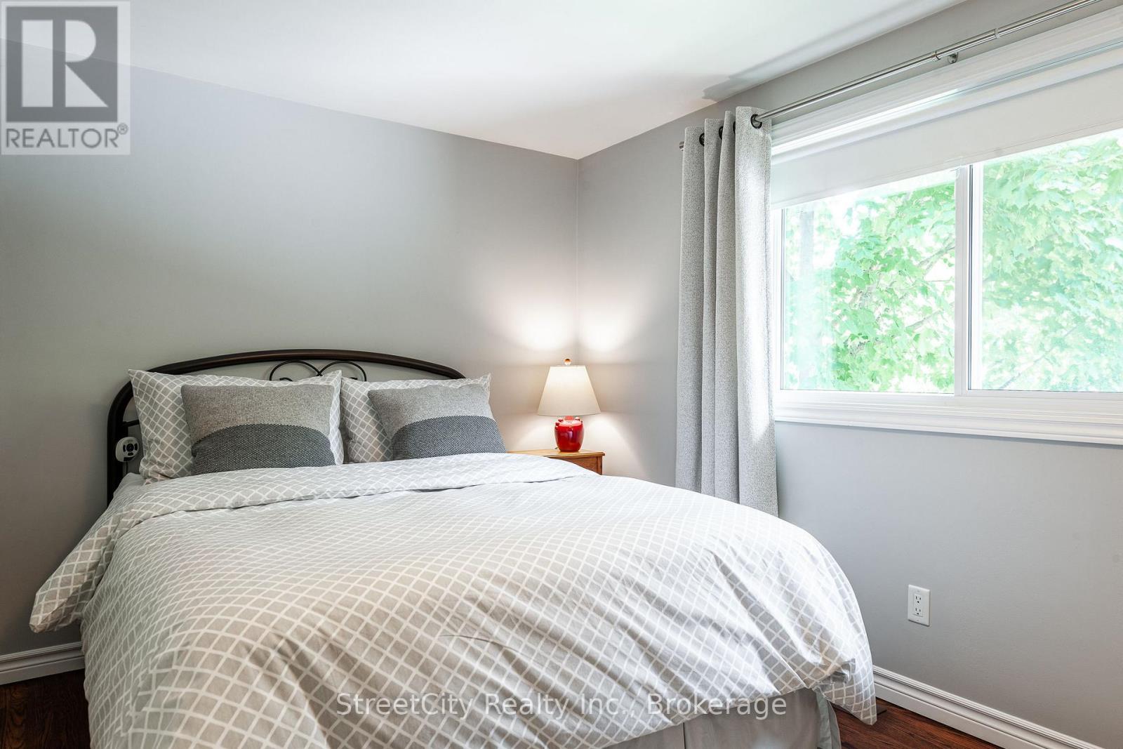 31 Park Lane Drive, Stratford, Ontario  N5A 5C1 - Photo 26 - X12223335