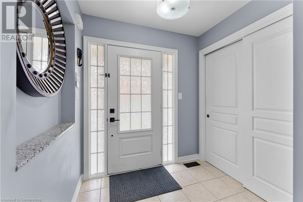 5743 Jake Crescent, Niagara Falls, Ontario  L2H 0G3 - Photo 5 - 40741615