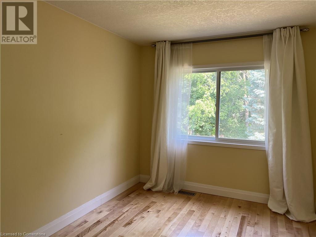 358 Univeristy Downs, Waterloo, Ontario  N2K 4B1 - Photo 5 - 40741586