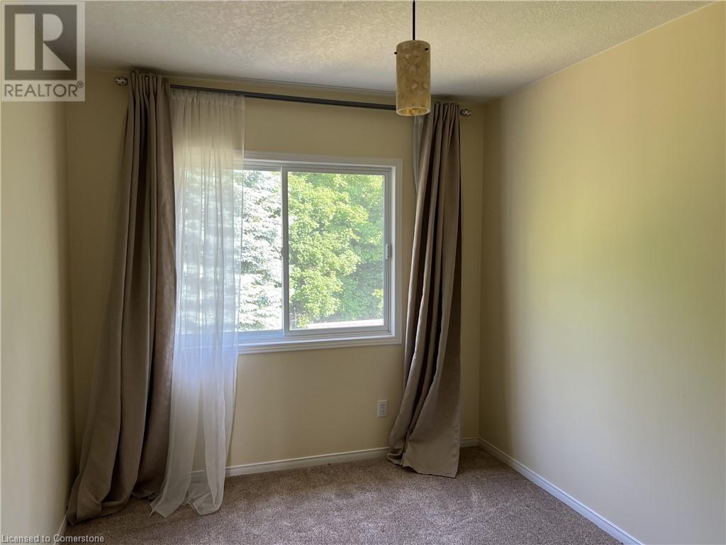 358 Univeristy Downs, Waterloo, Ontario  N2K 4B1 - Photo 6 - 40741586