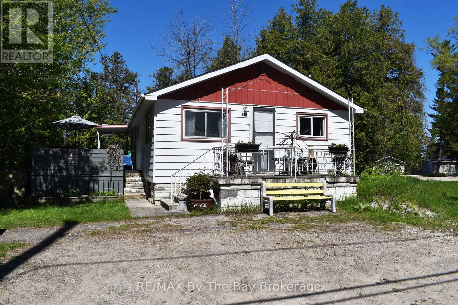 810 RIVER ROAD E, Wasaga Beach, Ontario