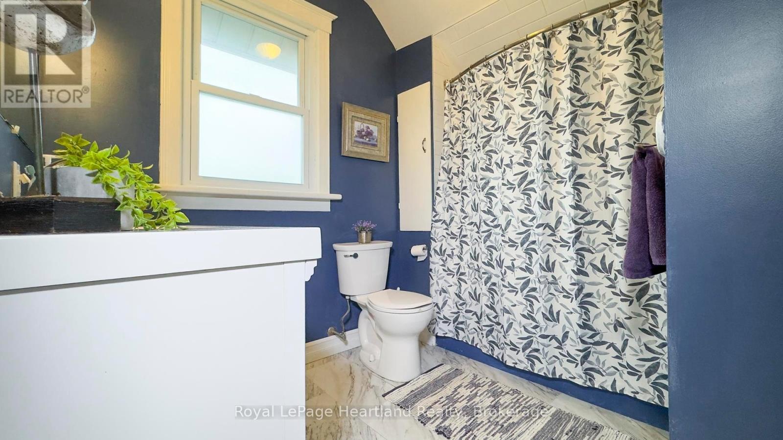 123 Keays Street, Goderich, Ontario  N7A 3N1 - Photo 24 - X12223479