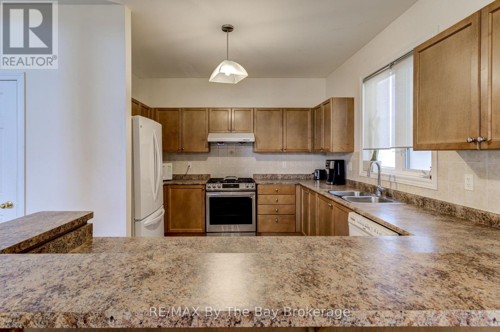 14 Surfside Crescent S, Collingwood, Ontario  L9Y 4Z8 - Photo 10 - S12223581