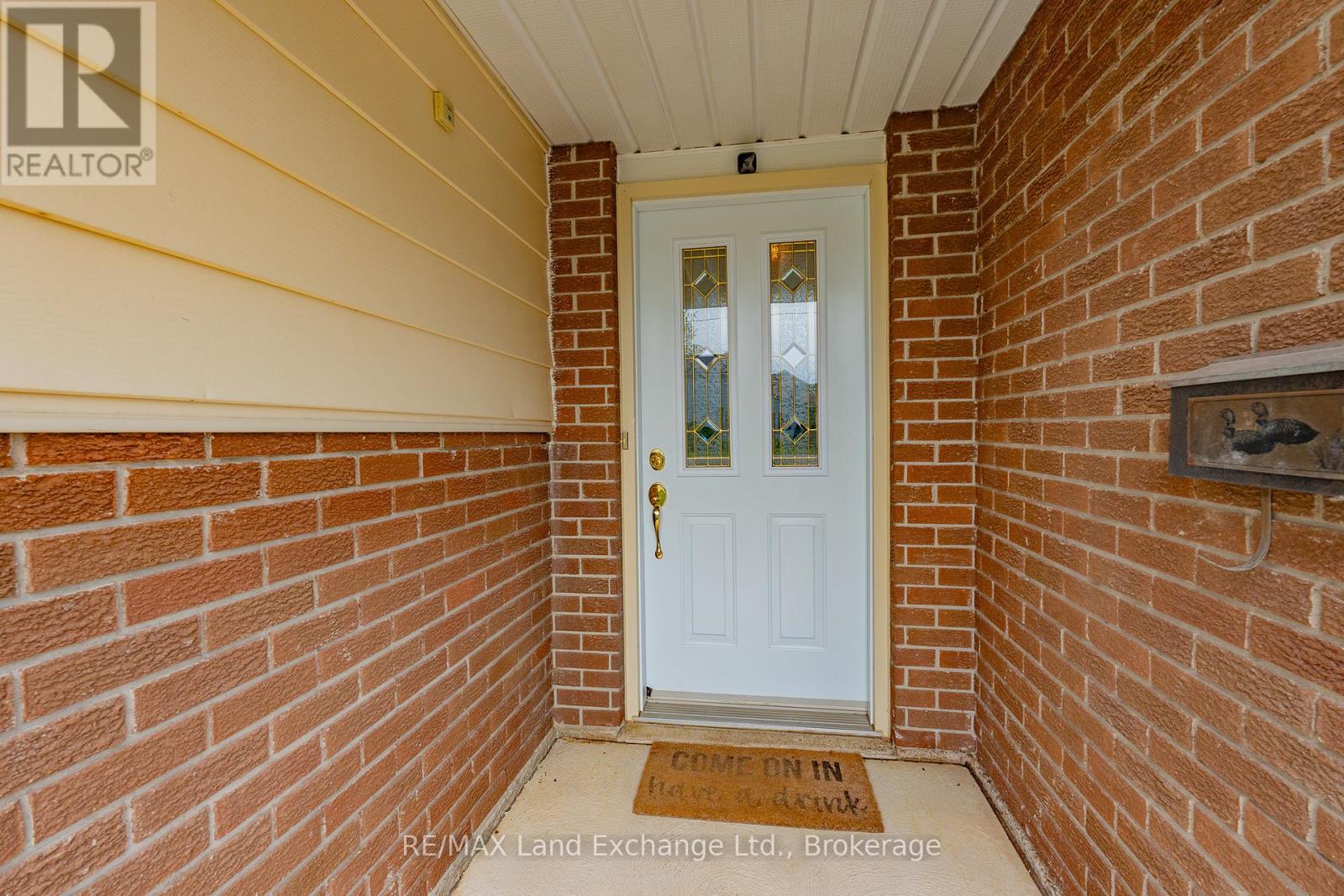 970 William Street, Kincardine, Ontario  N2Z 2H1 - Photo 10 - X12223631