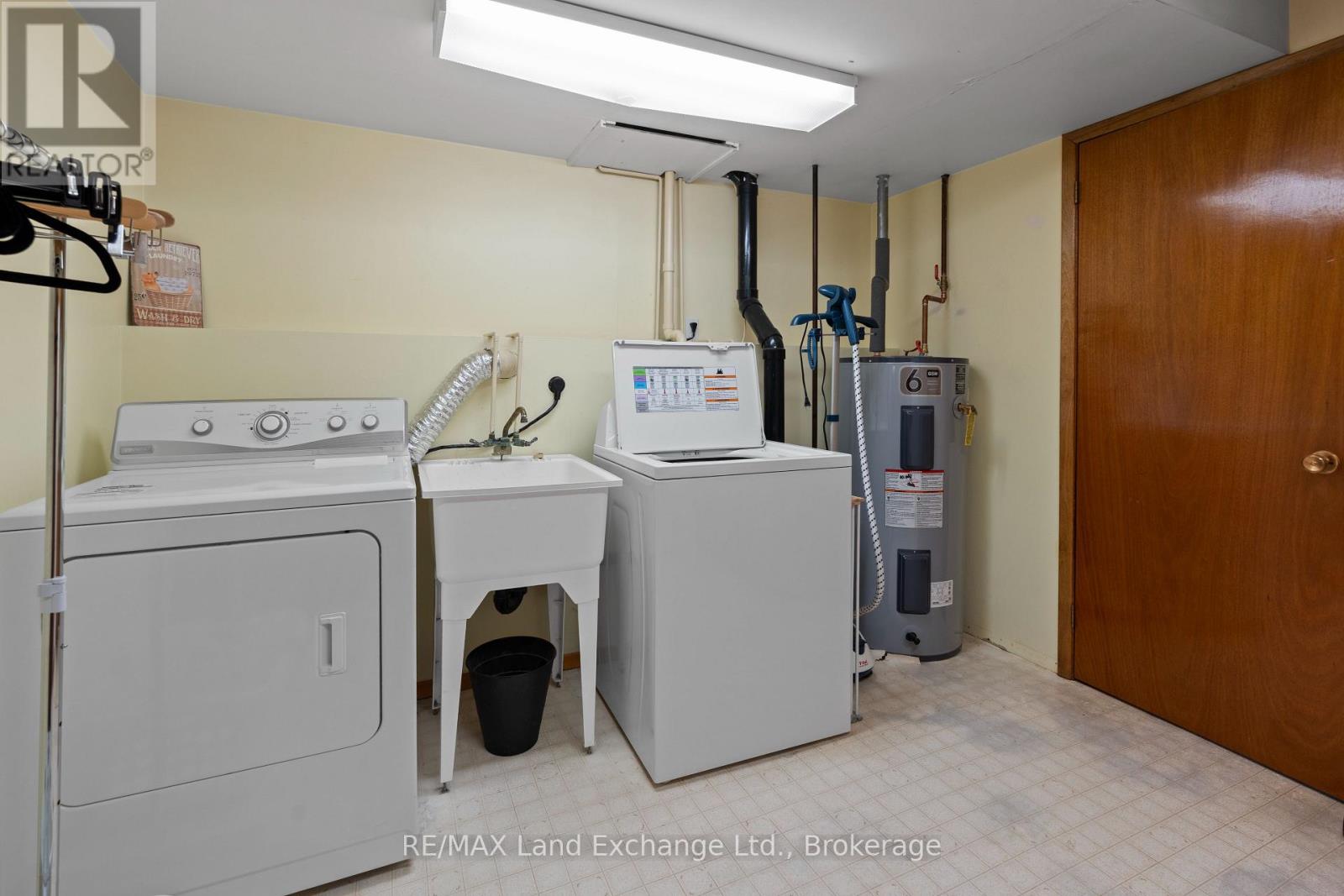 970 William Street, Kincardine, Ontario  N2Z 2H1 - Photo 46 - X12223631