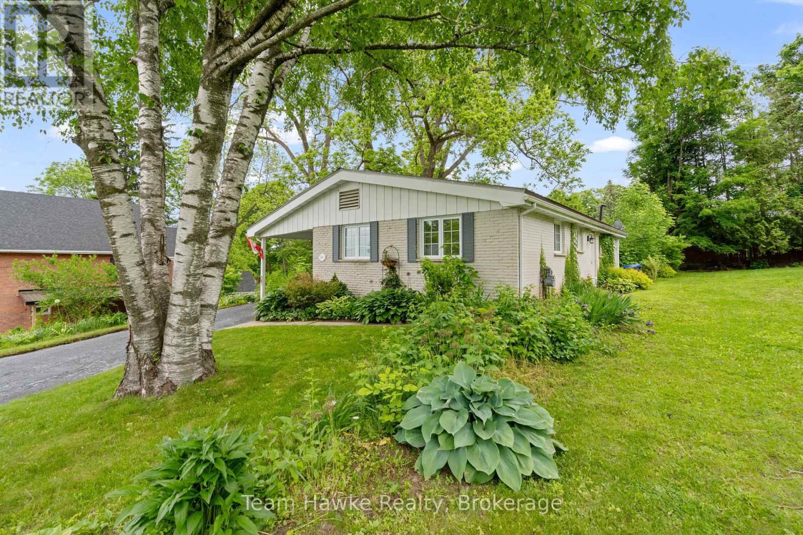 689 Dominion Avenue, Midland, Ontario  L4R 1R9 - Photo 3 - S12223729
