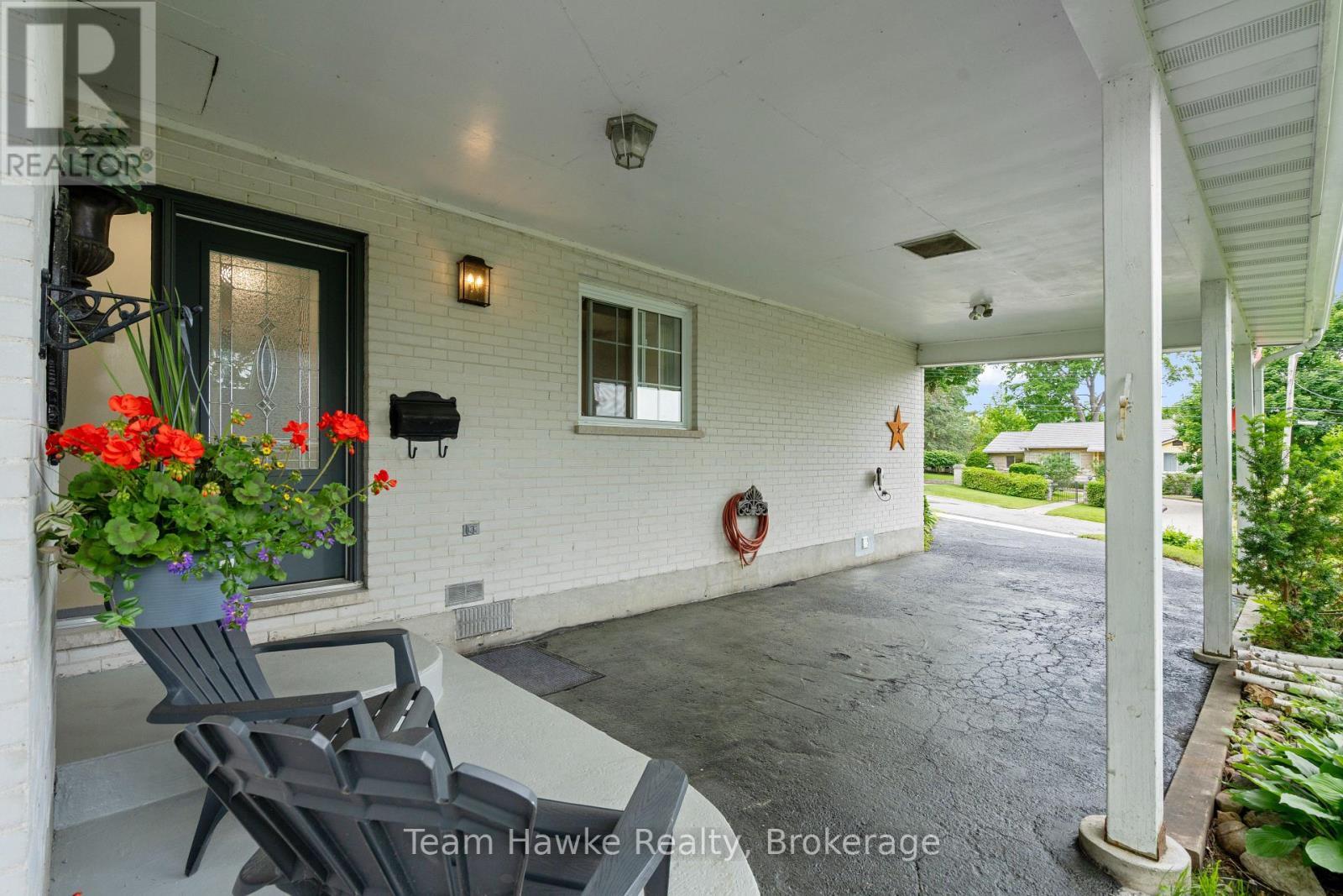 689 Dominion Avenue, Midland, Ontario  L4R 1R9 - Photo 4 - S12223729