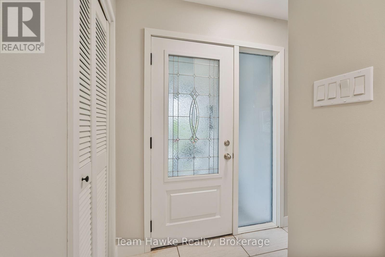 689 Dominion Avenue, Midland, Ontario  L4R 1R9 - Photo 7 - S12223729