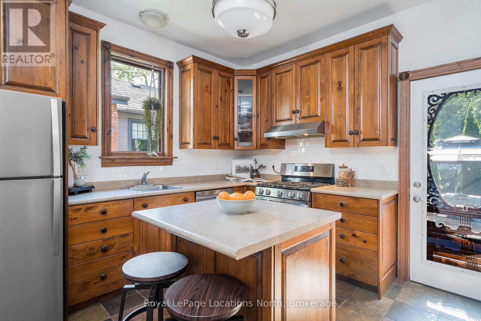 344 Birch Street, Collingwood, Ontario  L9Y 2V7 - Photo 15 - S12223741