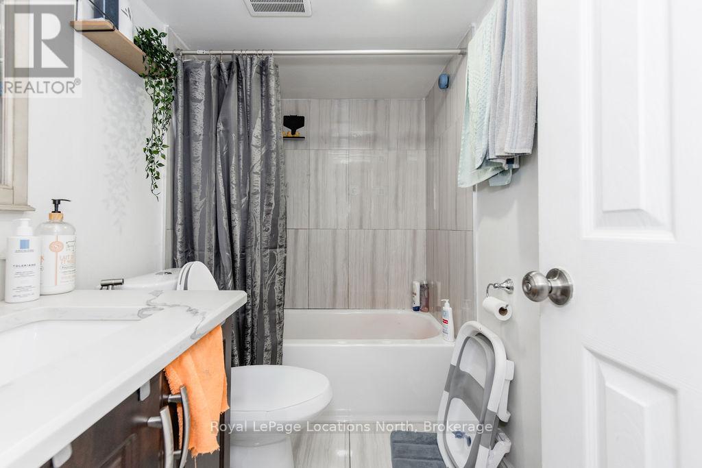 120 Candy Crescent, Brampton, Ontario  L6X 3T5 - Photo 30 - W12223775