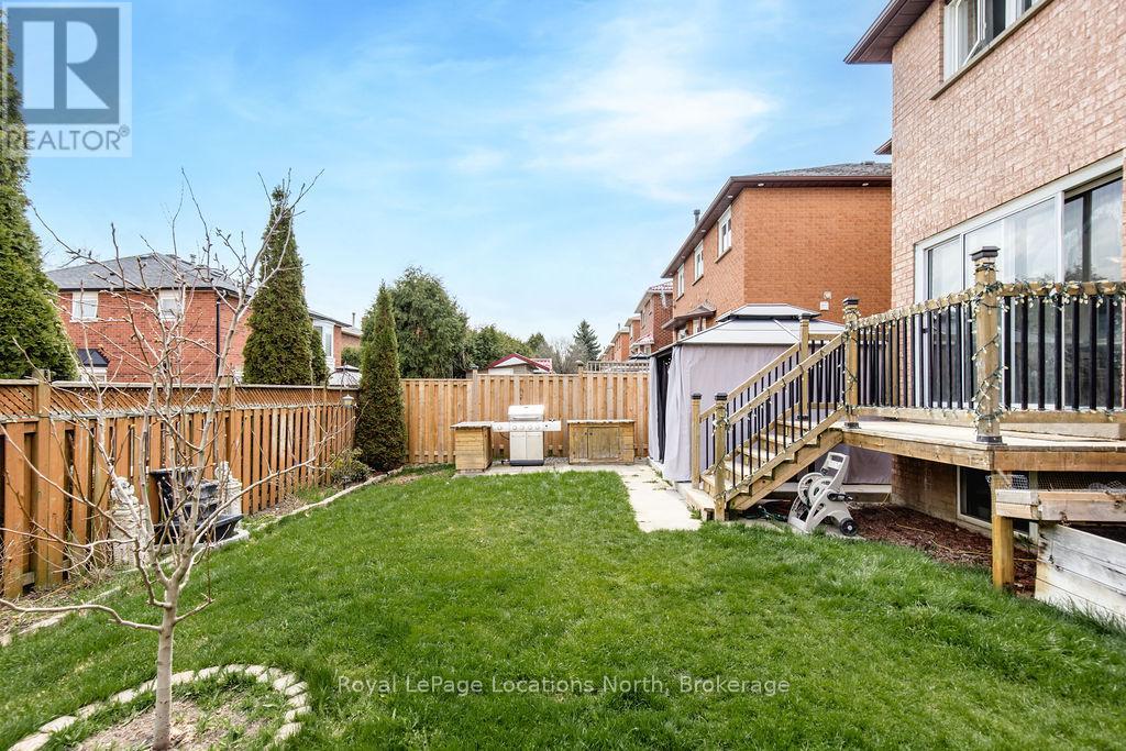 120 Candy Crescent, Brampton, Ontario  L6X 3T5 - Photo 35 - W12223775